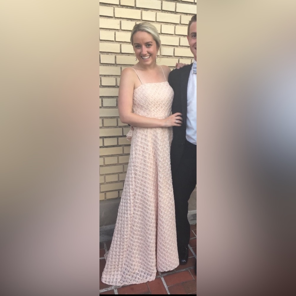 NICOLE MILLER GOWN 🌸